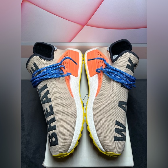 Size 9 - Adidas NMD Trail x Pharrell Human Race 2017 - Pale Nude AC7361 - Picture 8 of 11